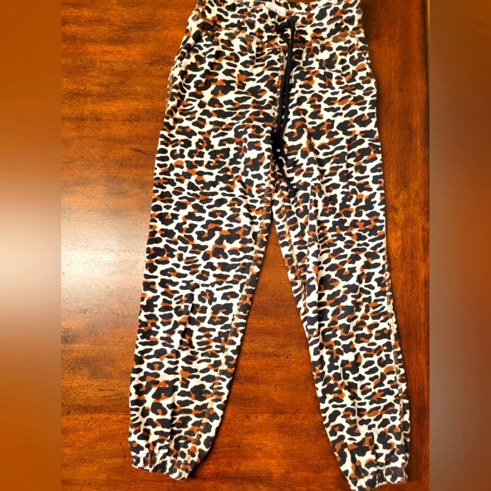 Lou & Grey Leopard Joggers